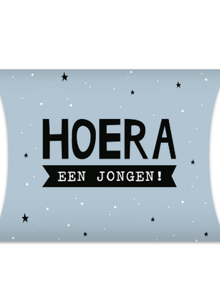 Blauw-zwarte XL-gondeldoos Hoera een jongen van 32 × 8 × 26 cm
