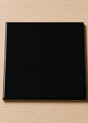 Zwarte_keramische_tegel_15x15_cm